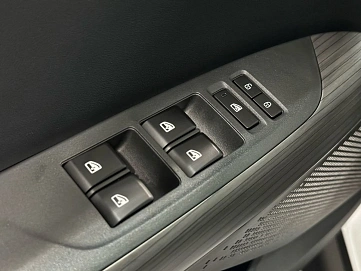 Changan Lamore, 2023г, передний привод, робот