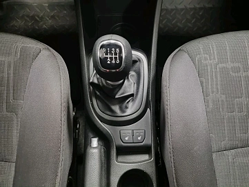 Kia Rio, 2015г, передний привод, механика