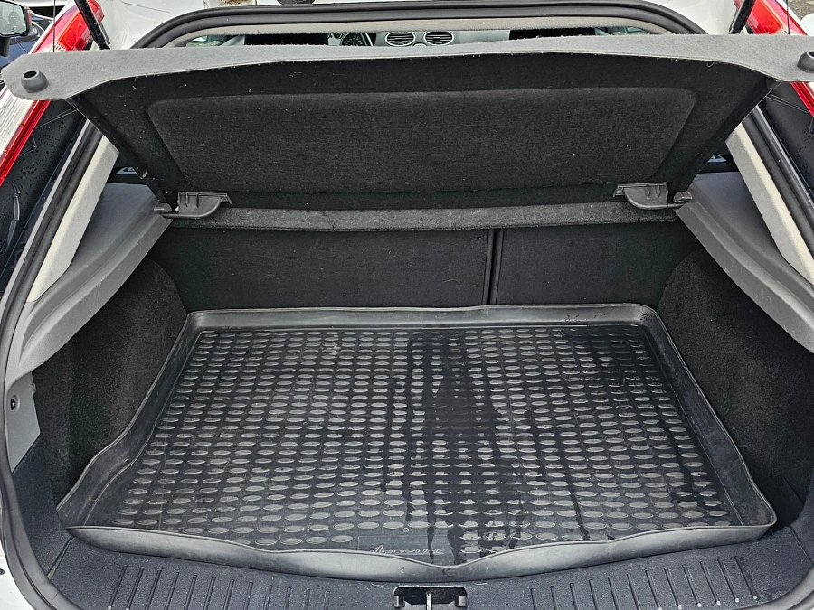Ford Focus, 2008г., передний привод, автомат