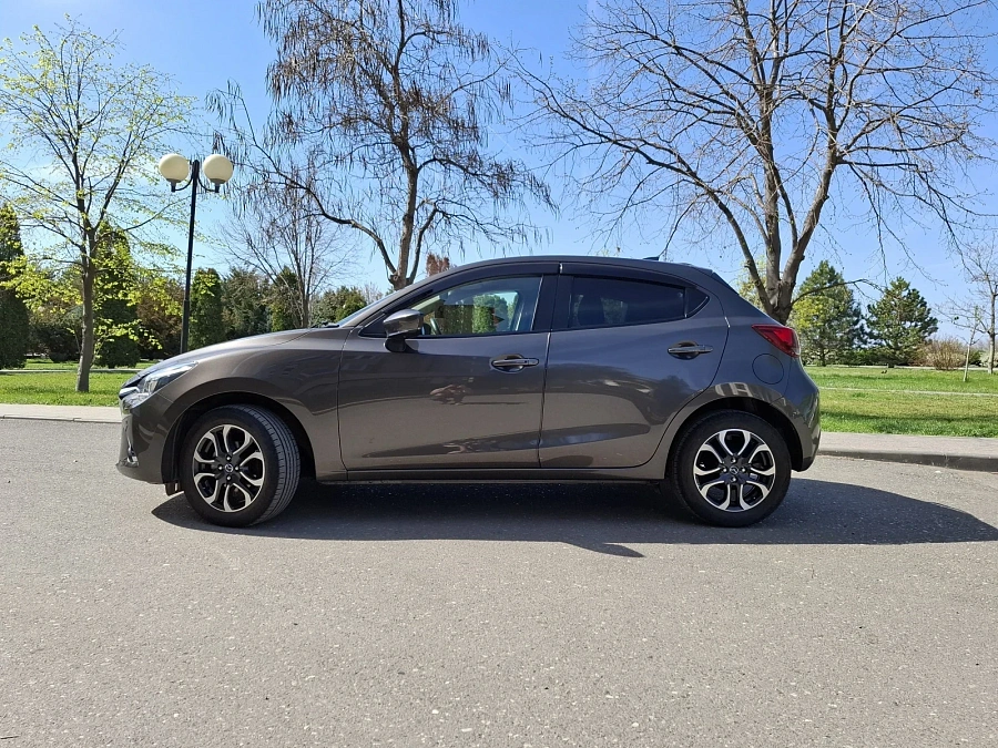 Mazda Demio, 2018г., полный привод, автомат