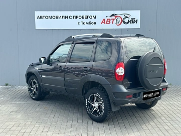 Chevrolet Niva, 2015г, полный привод, механика