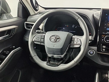 Toyota Highlander, 2025г, полный привод, автомат