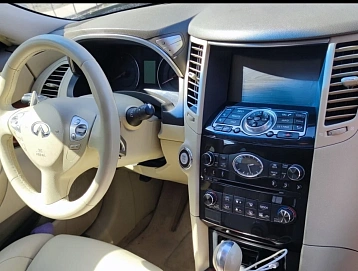 Infiniti FX, 2011г, полный привод, автомат