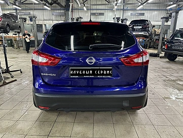 Nissan Qashqai, 2014г, передний привод, вариатор