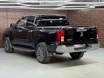 Mitsubishi L200, 2024г, полный привод, автомат