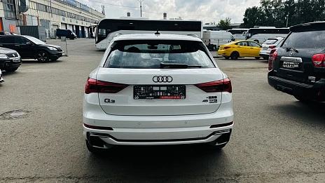 Audi Q3, 2025г, полный привод, робот