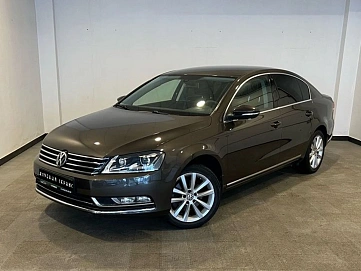 Volkswagen Passat, 2012г, передний привод, автомат