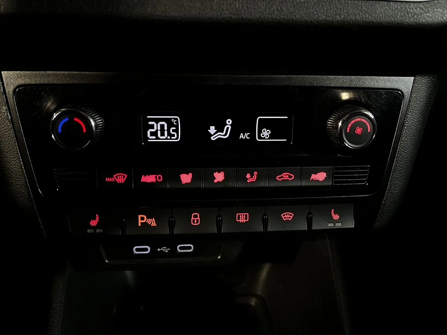 Volkswagen Polo, 2020г., передний привод, механика