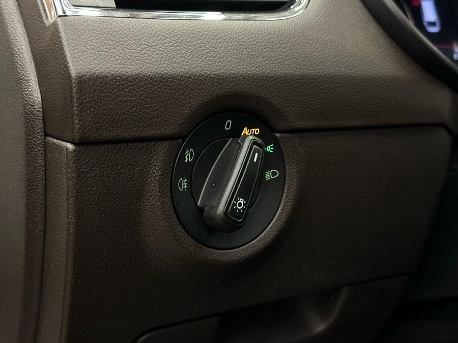 Skoda Octavia, 2017г., полный привод, робот