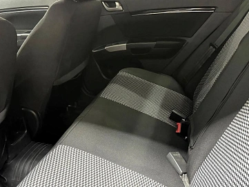 Geely Emgrand EC7, 2013г, передний привод, механика