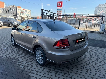 Volkswagen Polo, 2017г., передний привод, механика