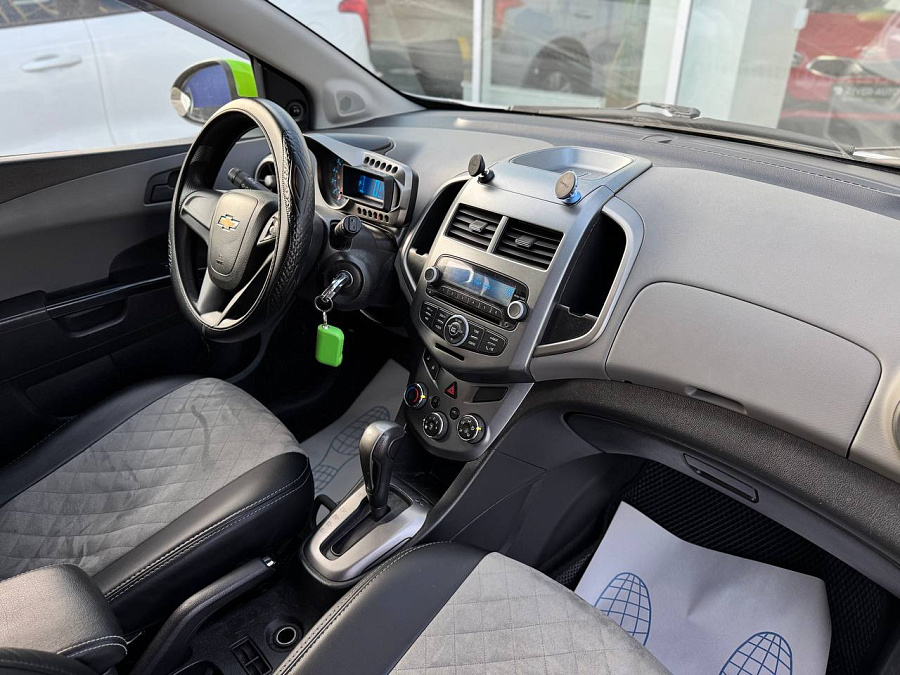 Chevrolet Aveo, 2012г., передний привод, автомат
