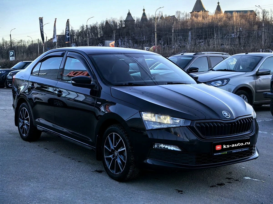 Skoda Rapid, 2022г., передний привод, робот