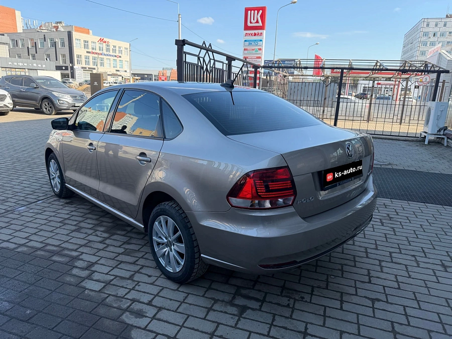 Volkswagen Polo, 2017г., передний привод, механика