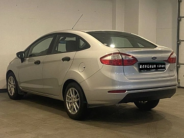 Ford Fiesta, 2015г, передний привод, механика