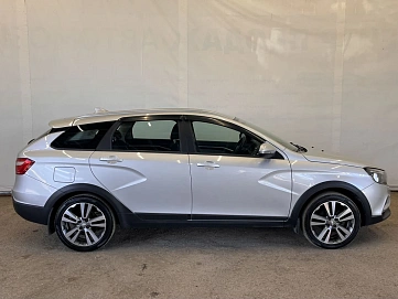 Lada (ВАЗ) Vesta, 2020г, передний привод, механика