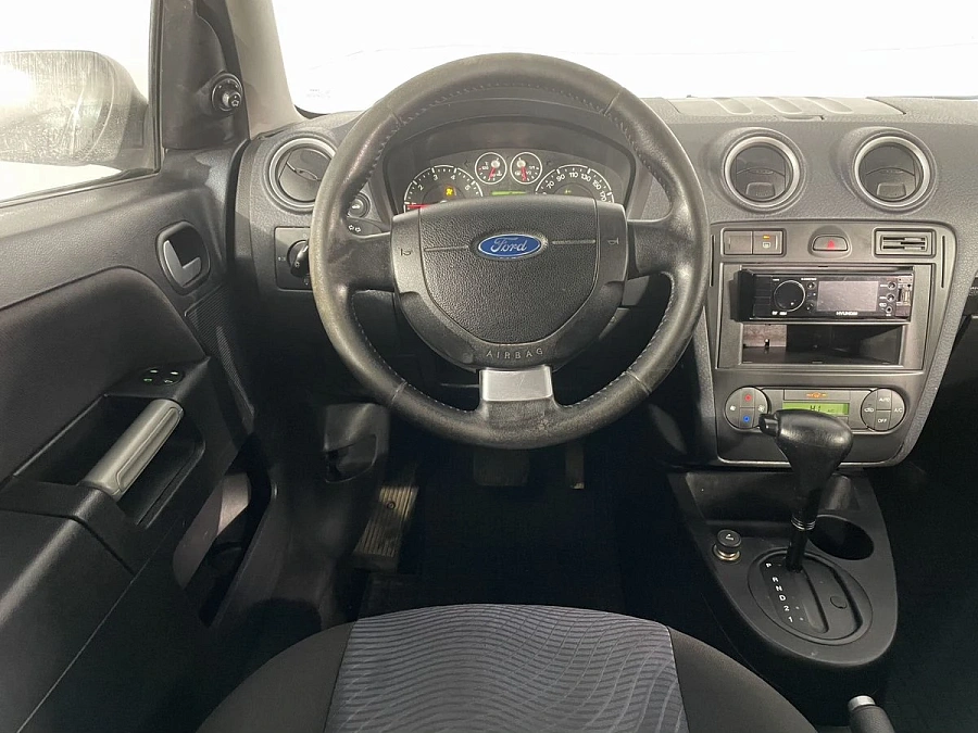 Ford Fusion, 2006г., передний привод, автомат