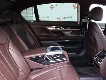 BMW , 2018г., полный привод, автомат