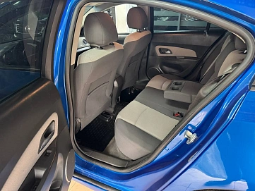 Chevrolet Cruze, 2009г, передний привод, автомат