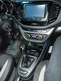 Lada (ВАЗ) Vesta, 2019г, передний привод, механика