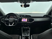 Audi Q3, 2022г., передний привод, робот