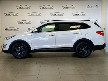 Hyundai Santa Fe, 2014г, передний привод, автомат