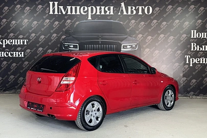 Hyundai i30, 2009г, передний привод, автомат