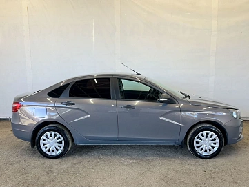 Lada (ВАЗ) Vesta, 2021г, передний привод, механика