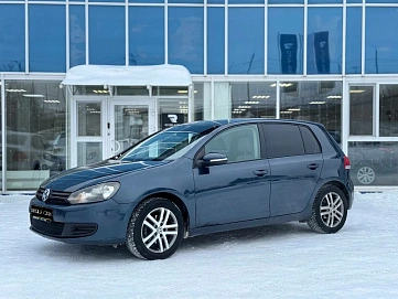 Volkswagen Golf, 2010г, передний привод, робот