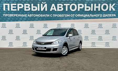 Nissan Tiida, 2011г, передний привод, механика
