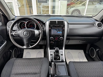 Suzuki Grand Vitara, 2013г, полный привод, механика