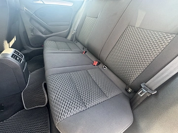 Volkswagen Golf, 2011г, передний привод, механика