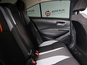 Toyota Corolla, 2022г, передний привод, вариатор