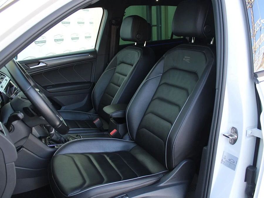 Volkswagen Tiguan, 2021г., полный привод, робот