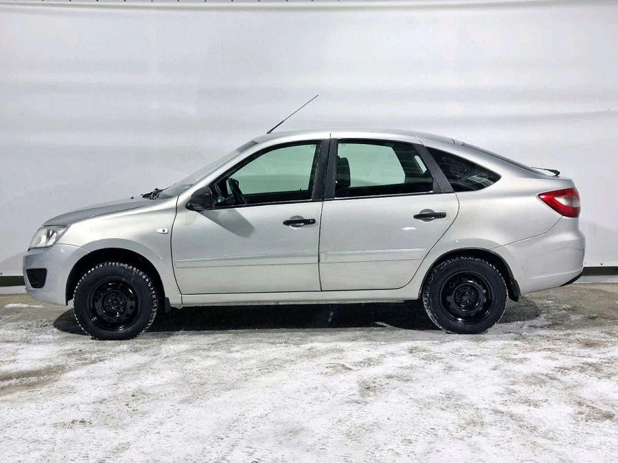 Lada (ВАЗ) Granta, 2015г., передний привод, механика