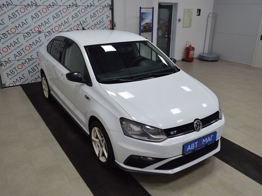 Volkswagen Polo, 2017г., передний привод, робот