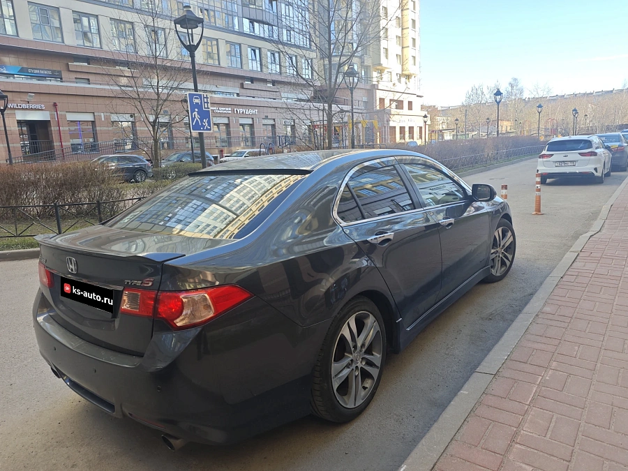 Honda Accord, 2012г., передний привод, автомат