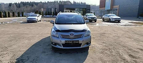 Toyota Verso, 2010г, передний привод, вариатор