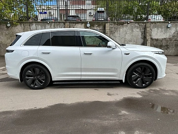 LiXiang L7, 2023г, полный привод, автомат