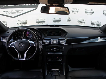 Mercedes-Benz E-Класс, 2013г, задний привод, автомат