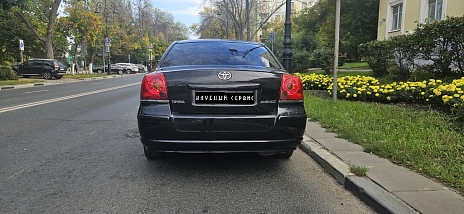Toyota Avensis, 2004г, передний привод, автомат