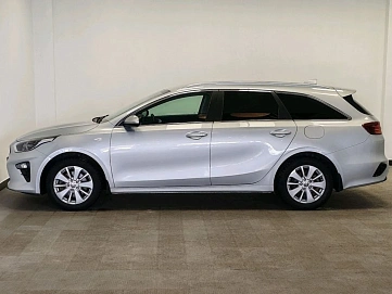 Kia Ceed, 2020г, передний привод, автомат