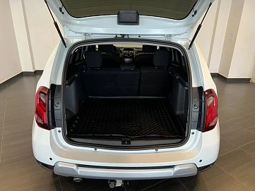 Renault Duster, 2018г, передний привод, автомат