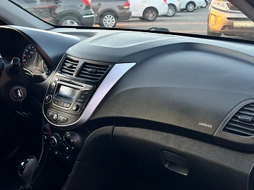 Hyundai Solaris, 2014г, передний привод, автомат