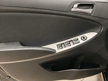 Hyundai Solaris, 2014г, передний привод, автомат