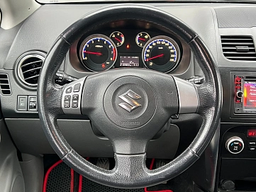 Suzuki SX4, 2010г, передний привод, механика
