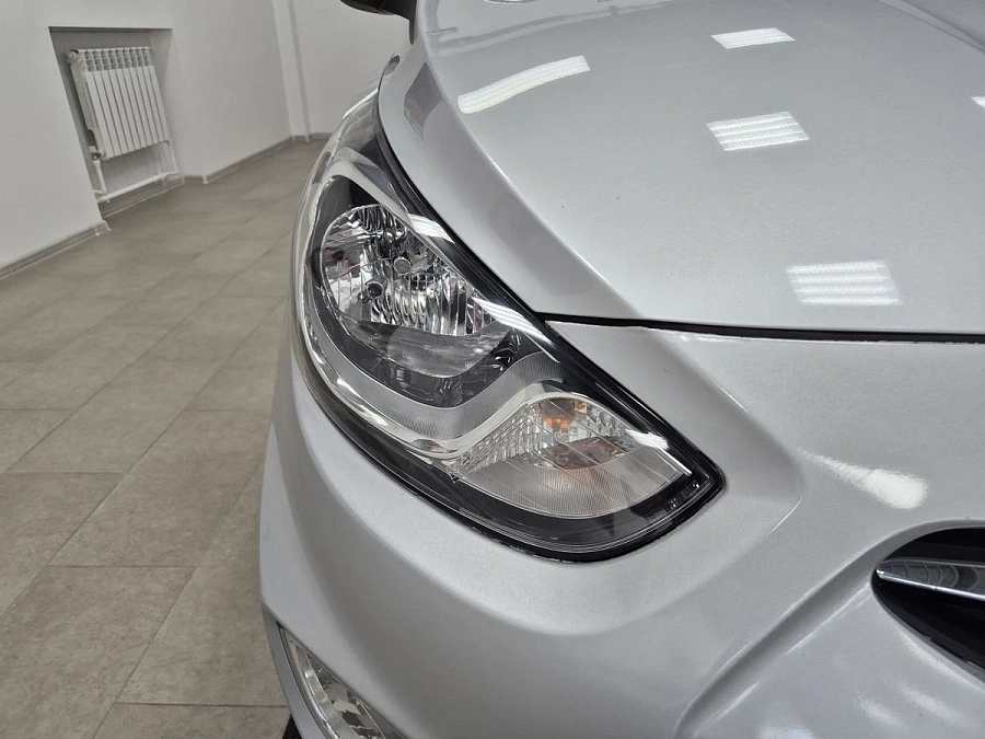 Hyundai Solaris, 2013г., передний привод, автомат