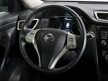 Nissan X-Trail, 2015г, передний привод, вариатор