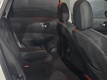 Nissan Qashqai, 2012г, передний привод, вариатор