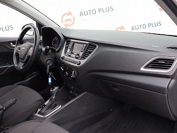 Hyundai Solaris, 2017г, передний привод, автомат